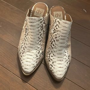 DV (dolce vita) mule shoes;  size 7;  beige, grey, cream tones